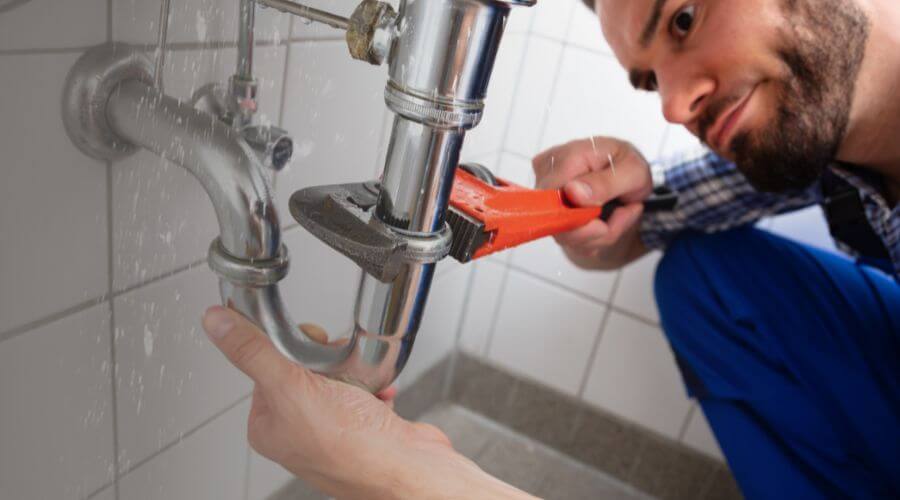 Professional same day plumber services in Calmar, IA